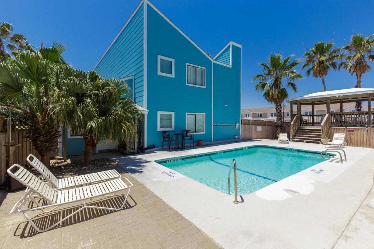 Corpus Christi-Padre Island Condo Is Walking Distance To Beach By Mustang Island, Sleeps Four, 2025 Traveler Award, Winter Rates Buitenkant foto